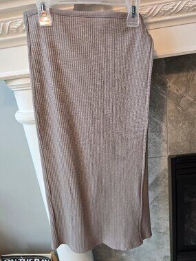 NWT Heather Grey Ribbed Knit Pencil Wrap midi skirt small